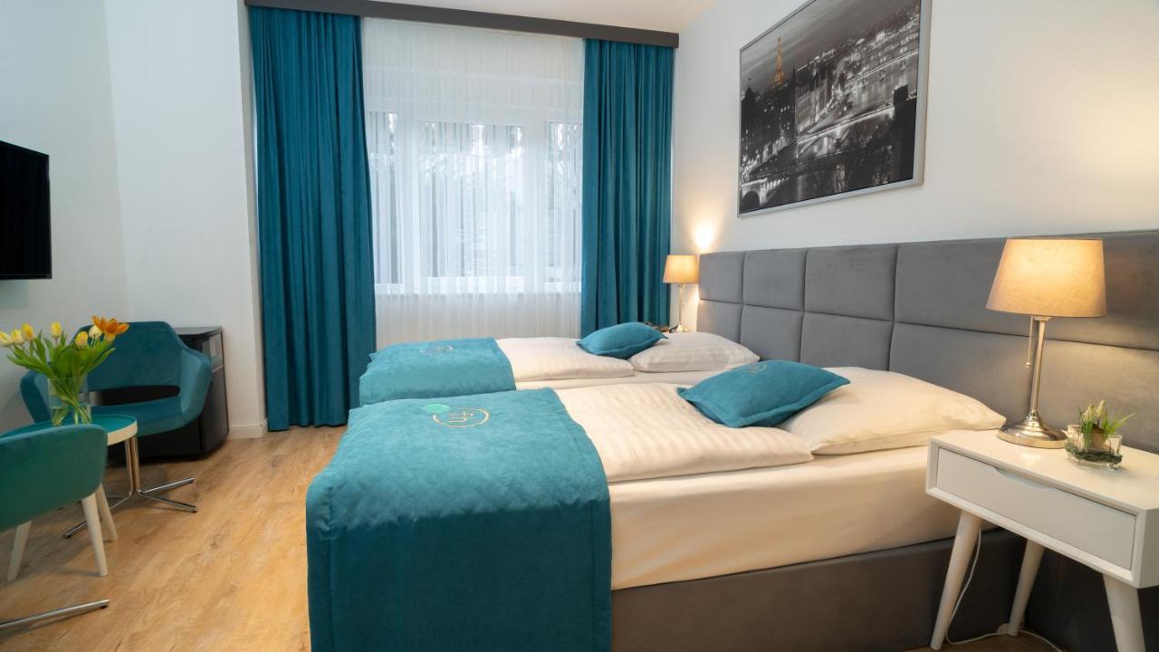 Friends Hotel Bad Salzuflen Ngoại thất bức ảnh